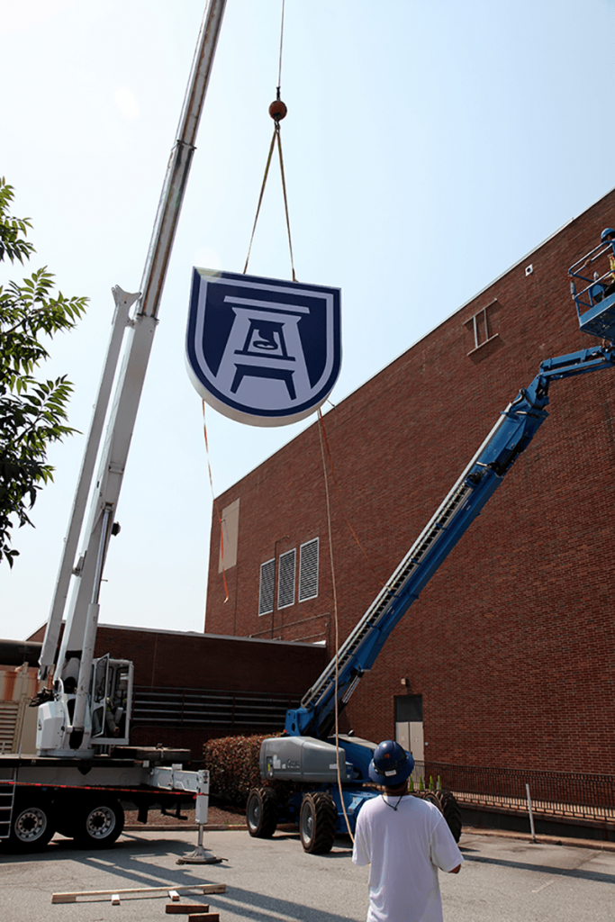 Augusta University installs new signs – Jagwire