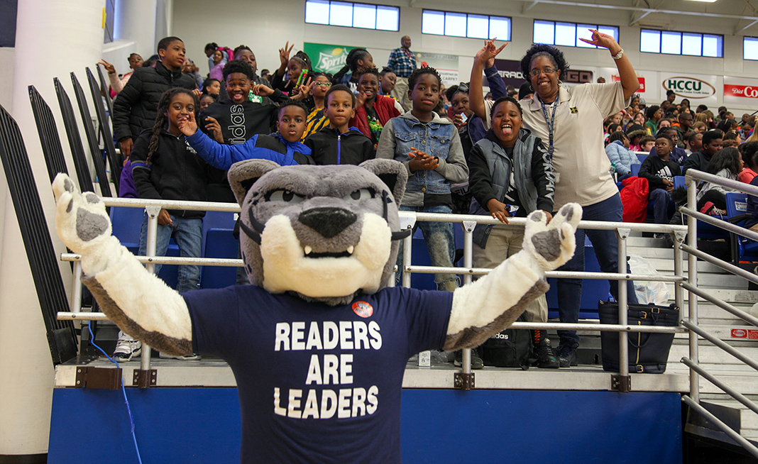 Mascot with kids