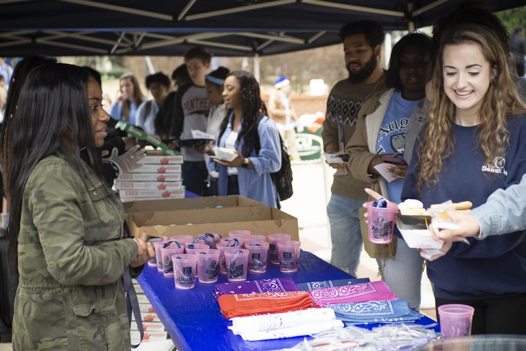 people getting food