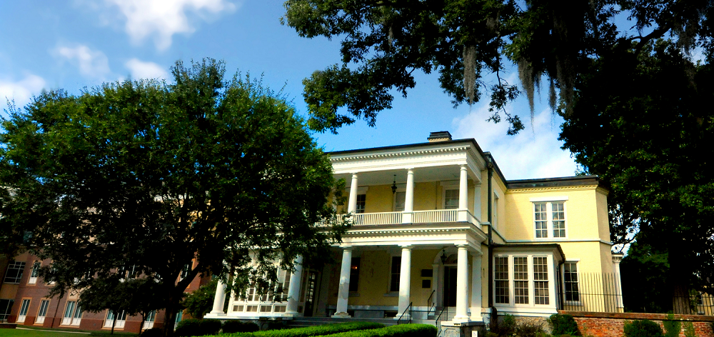 image of Benet House on the Summerville Campus in the summer