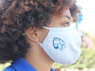 Student wearing mask