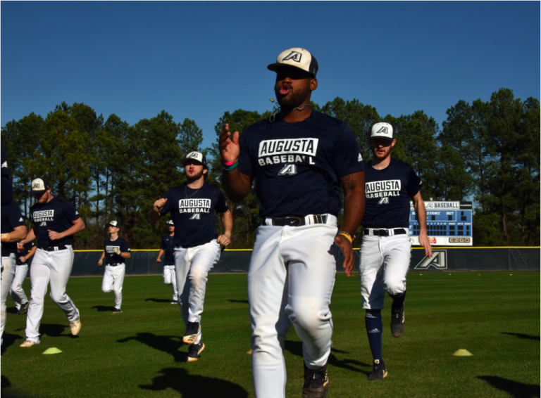 photo of baseball players