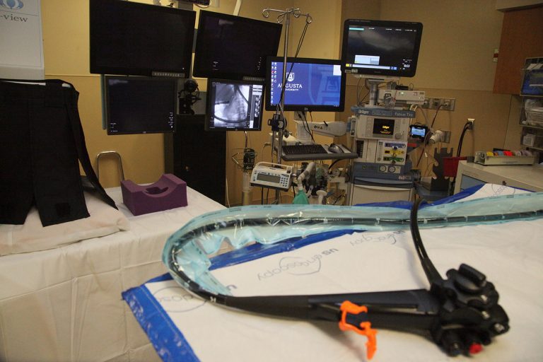 picture of an exam room