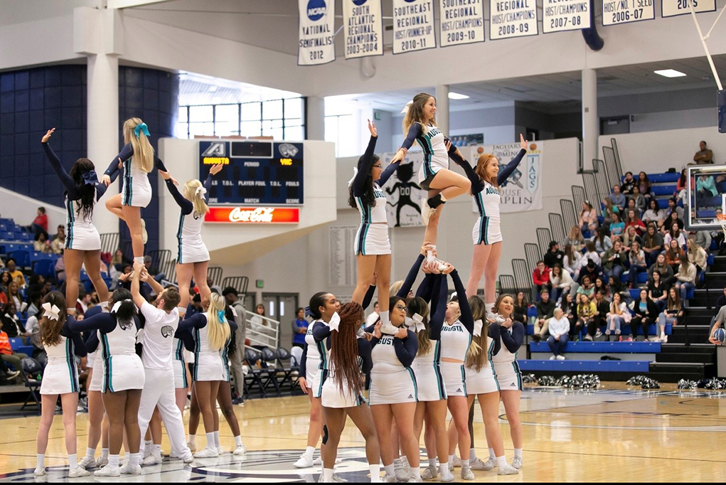 Cheerleaders Work Hard To Support Augusta University s Athletics Jagwire